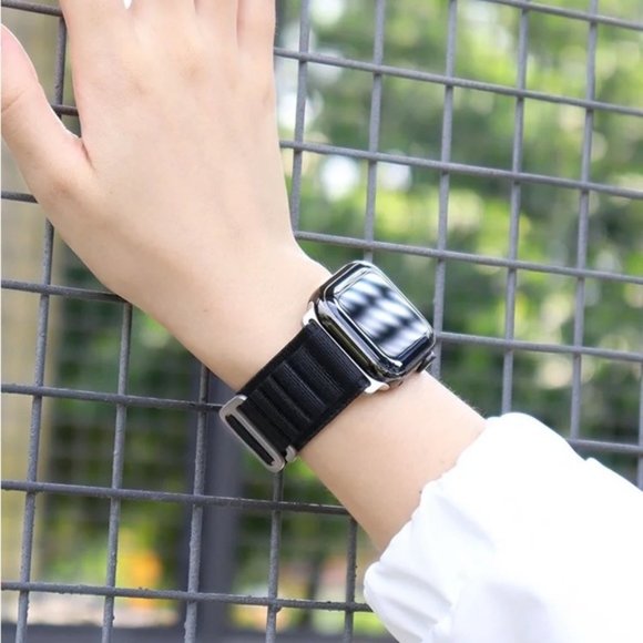 NEW BLACK Loop Adjustable Strap for Apple Watch - Picture 6 of 7